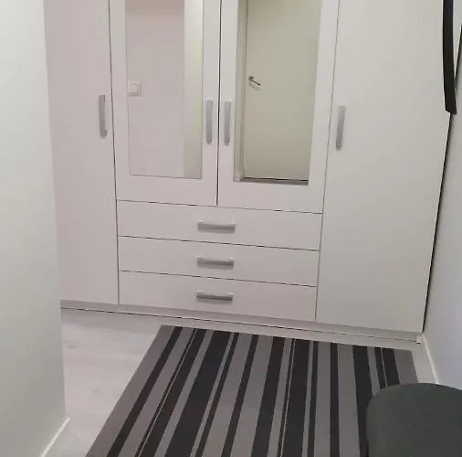 Orange Kadetti 2 아파트 *